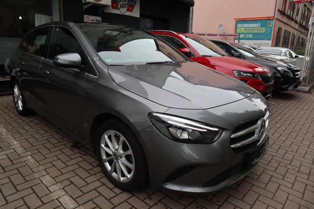 Mercedes-Benz B 220 4Matic/Panorama/Leder/ 360° Kamera/LED