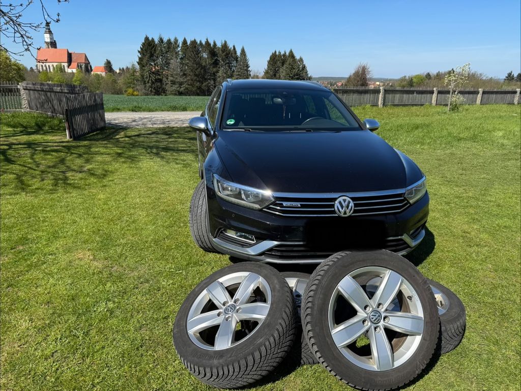 Image of Volkswagen Passat Alltrack