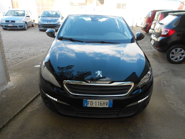 Peugeot 308 BlueHDi 120 S&S Allure