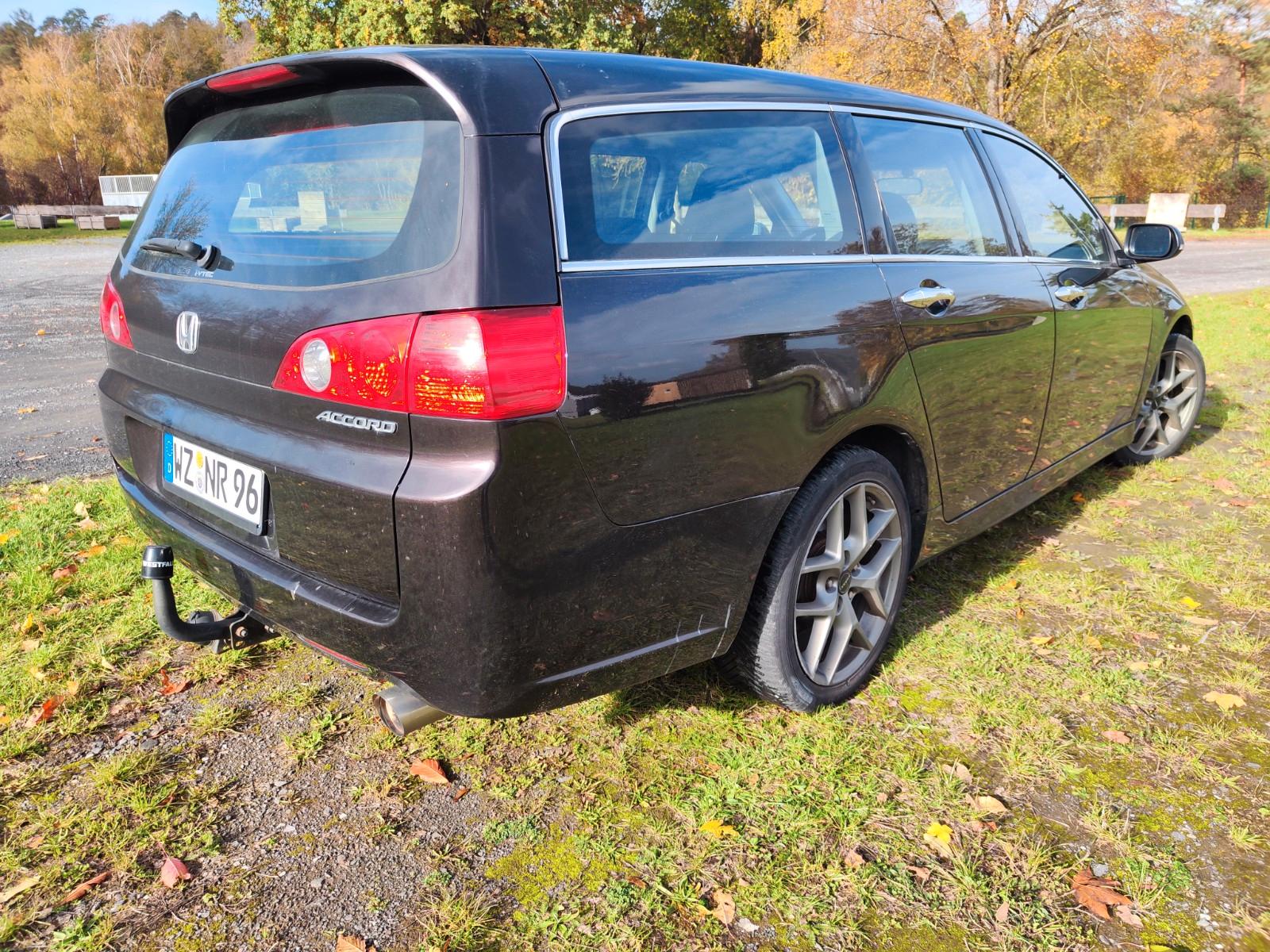 Honda Accord 2007 — rear view