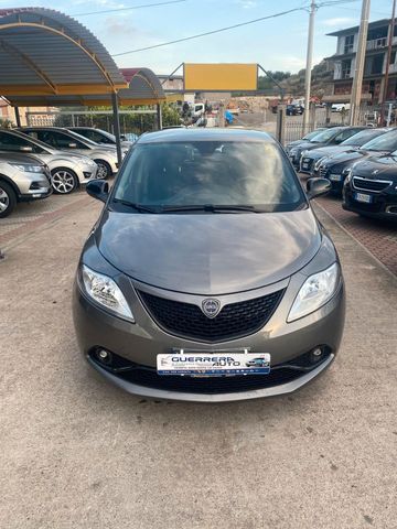 Lancia Ypsilon 1.0 FireFly 5 porte S&S Hybrid Ec