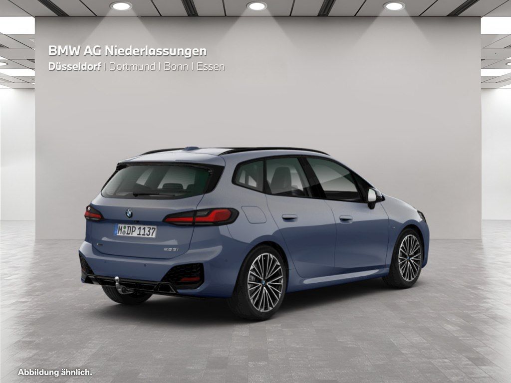 BMW 223 Active Tourer - Bild 4