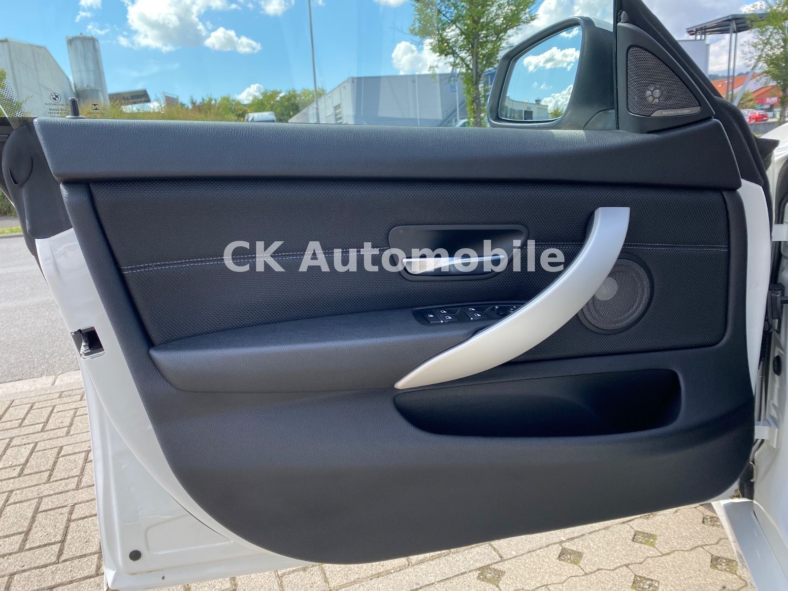 Fahrzeugabbildung BMW 420i xDrive Gran Coupe Advantage/Navi/LED/Kamera
