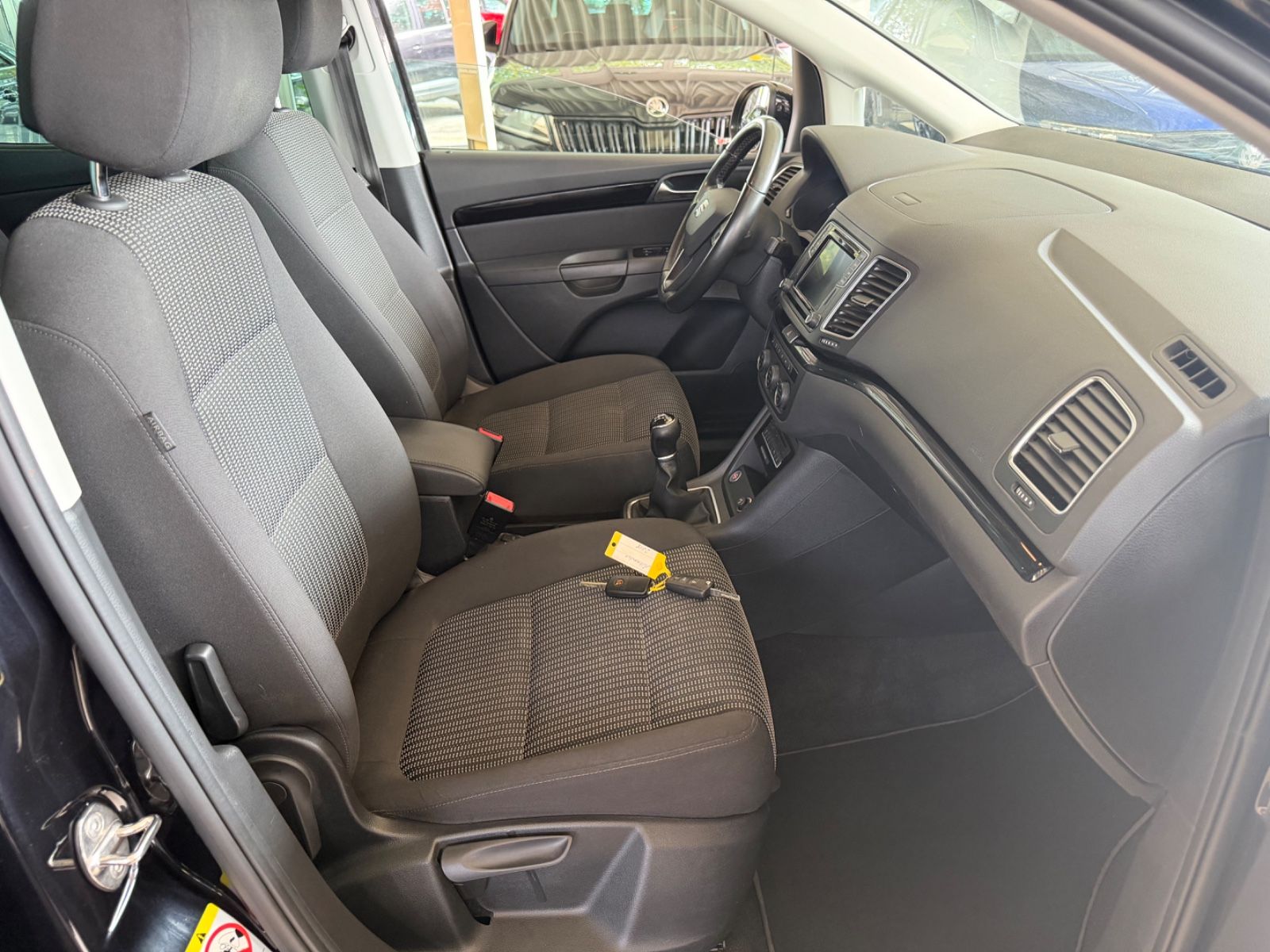 Fahrzeugabbildung SEAT Alhambra Style*7 Sitzer* 1.Hand