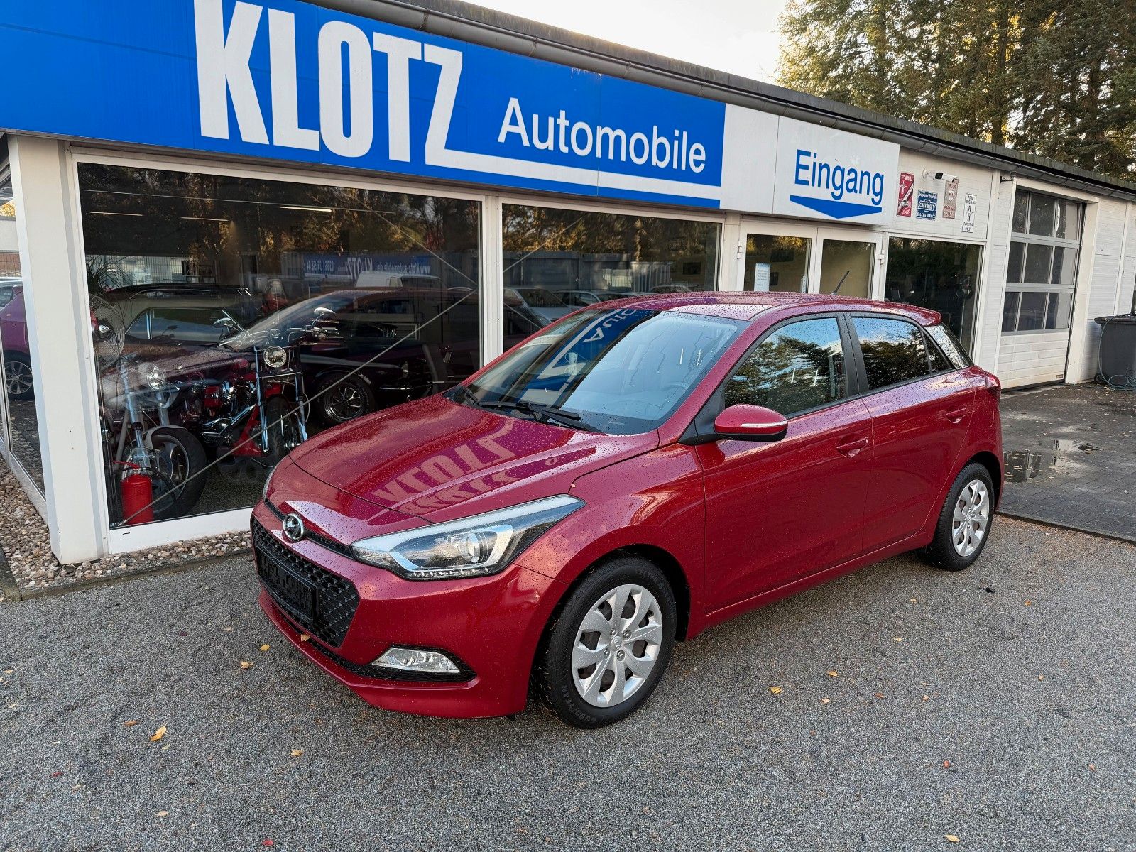 HYUNDAI i20