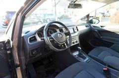 Fahrzeugabbildung Volkswagen Golf Sportsvan 1,4L DSG Comfortline Nav 1.HD