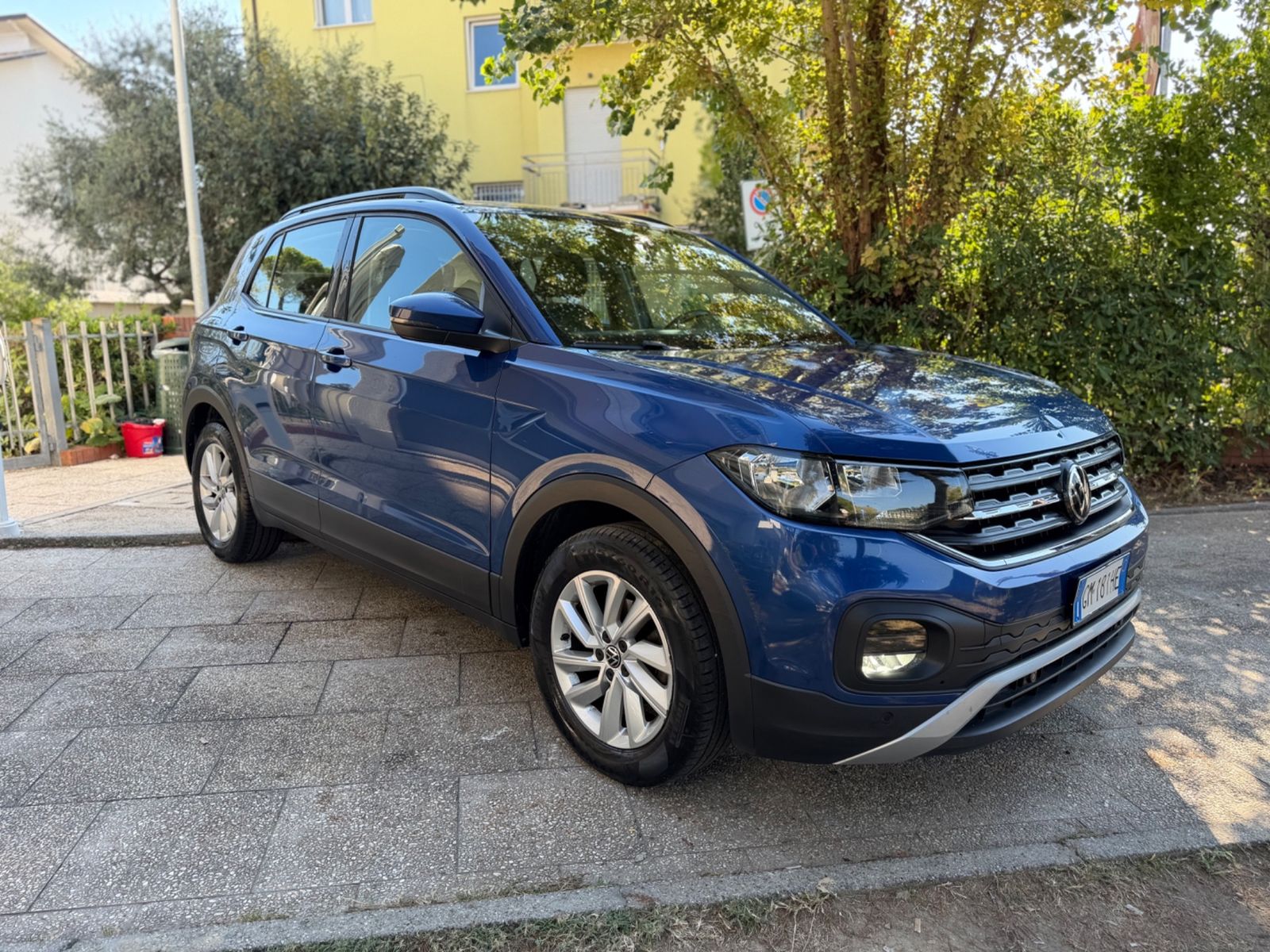 Volkswagen T-Cross 1.0 TSI 110 CV DSG Advanced imagem 2