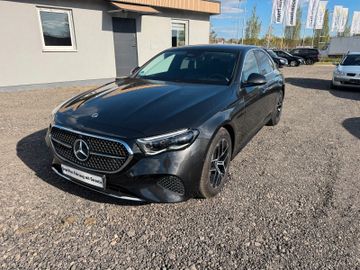 Mercedes E 220 - 1
