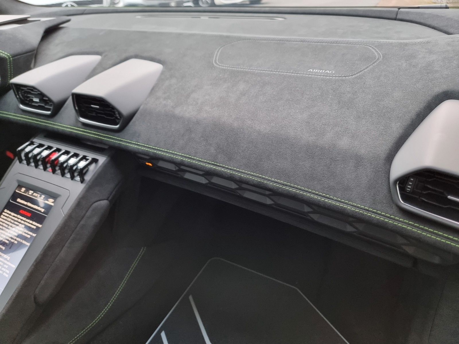 Fahrzeugabbildung Lamborghini Huracán STO/1.Hd/BRD/Lift/Temp/Kamera