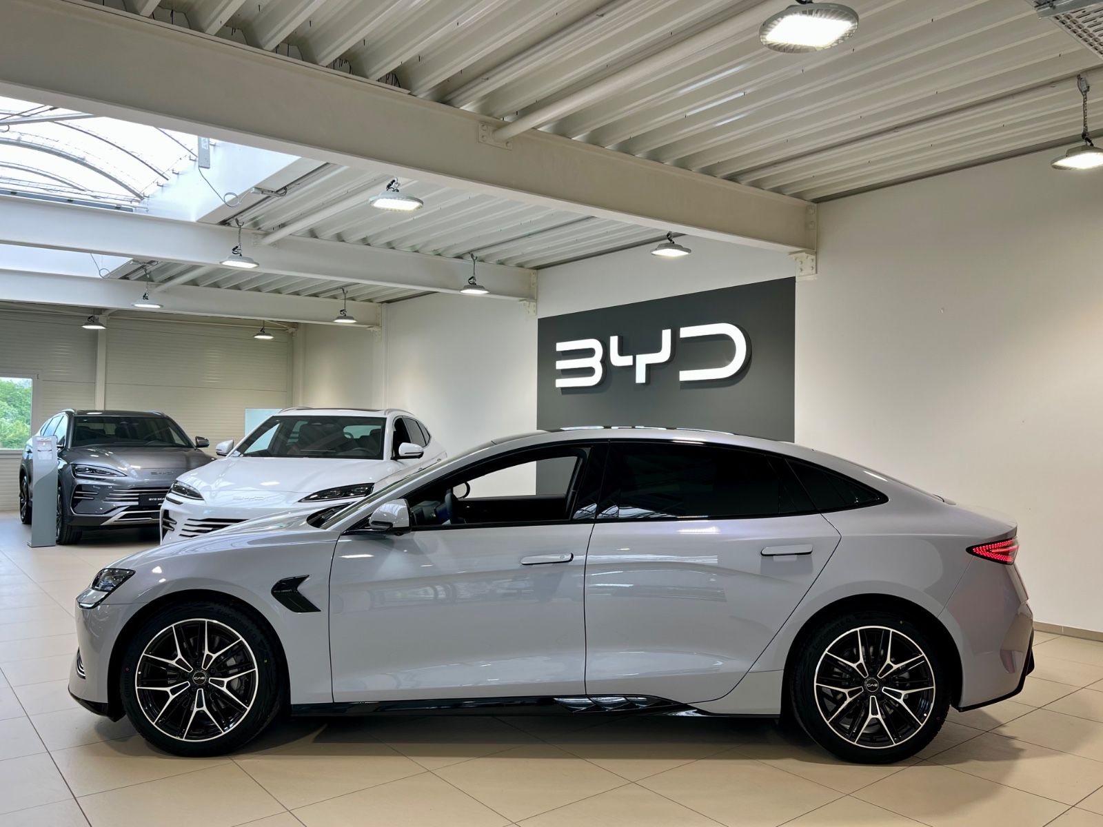BYD SEAL