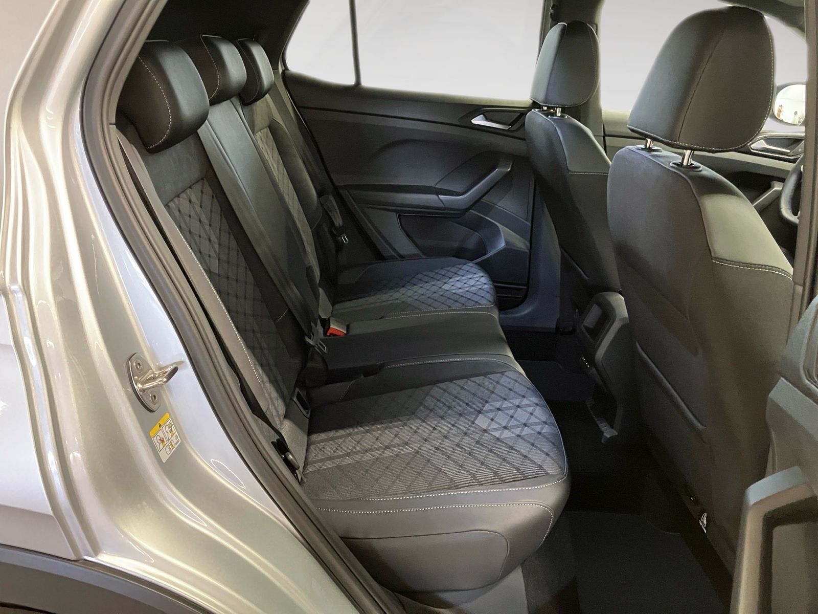 Volkswagen T-Cross - Bild 10