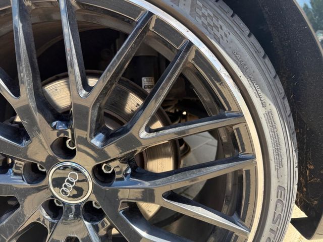 TT Roadster quattro 45 2.0 TFSI El. Verdeck Navi