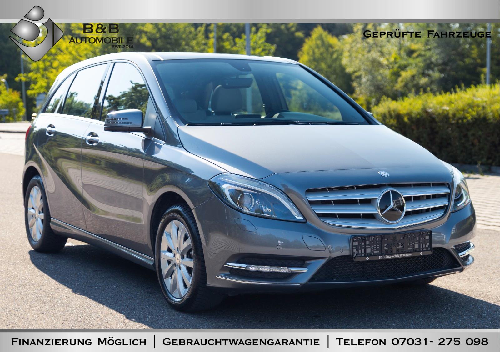 Mercedes-Benz B 220 4Matic  1HAND LEDER/KAMERA/TEMPO/PANO