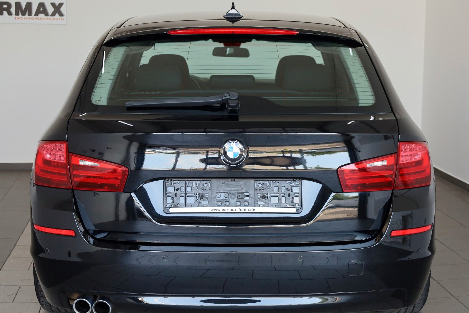 Fahrzeugabbildung BMW 525 d xDrive Touring,Navi,SH,Harman-Kardon,SR+WR