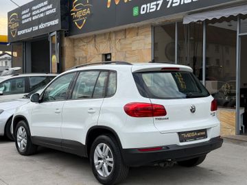 Volkswagen Tiguan - 6