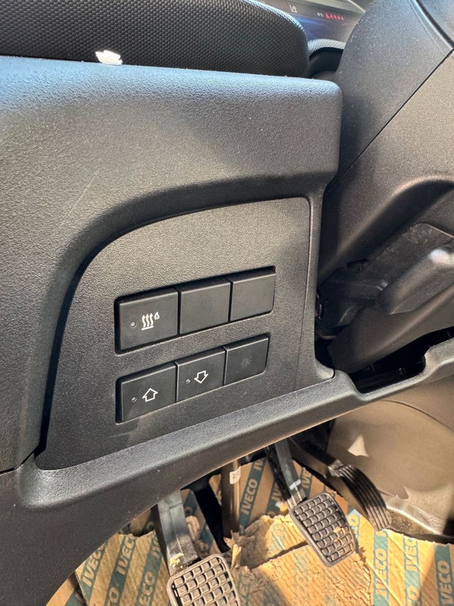 Fahrzeugabbildung Iveco Daily 70C18 H 3.0L *R3.750mm*AHK*Sperre*Standh*