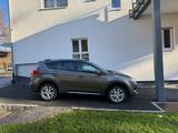 Toyota RAV 4 2,2-l-D-4D 4x4 LEDER Automatik - Toyota RAV 4 mit Diesel-Antrieb: Automatik