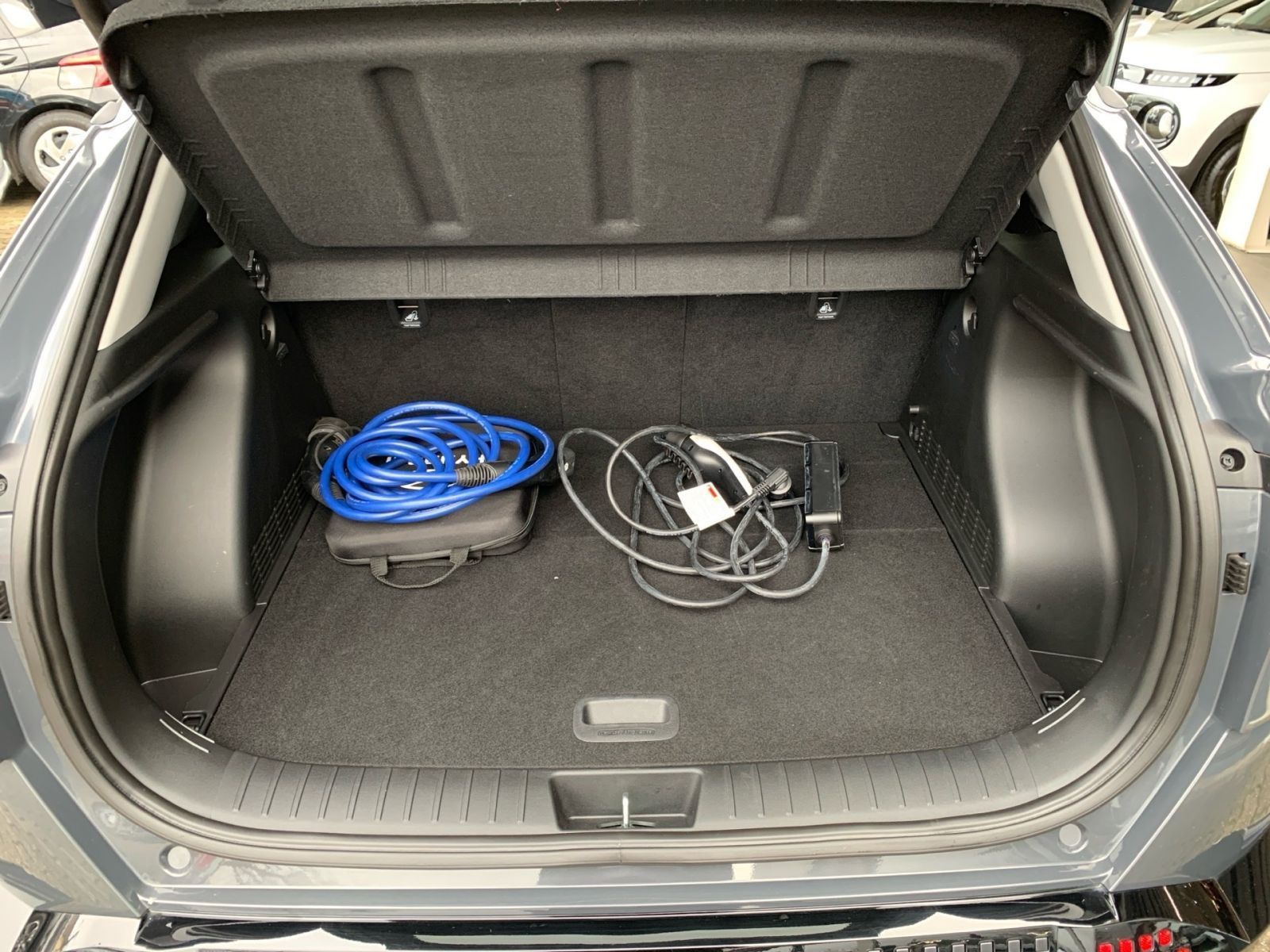 Fahrzeugabbildung Hyundai KONA Trend Elektro 65,4 kWh el.HK