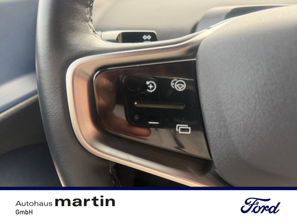 Fahrzeugabbildung Volvo EX30 Core 2WD Pure Electric KAMERA NAVI ACC LED