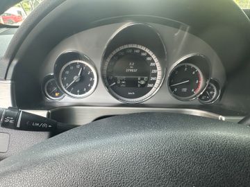 Mercedes E 350 - 9