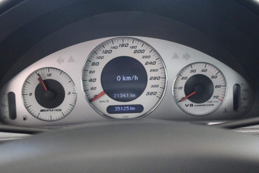 Mercedes-Benz E 55 AMG