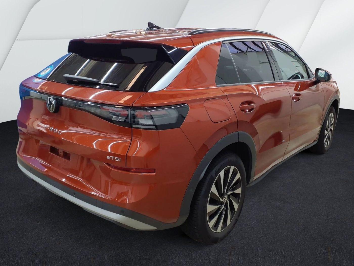 Volkswagen T-Roc 1.5 eTSI LIFE DSG Navi*LED*RFK*ACC*App-Co., миниатюра 5