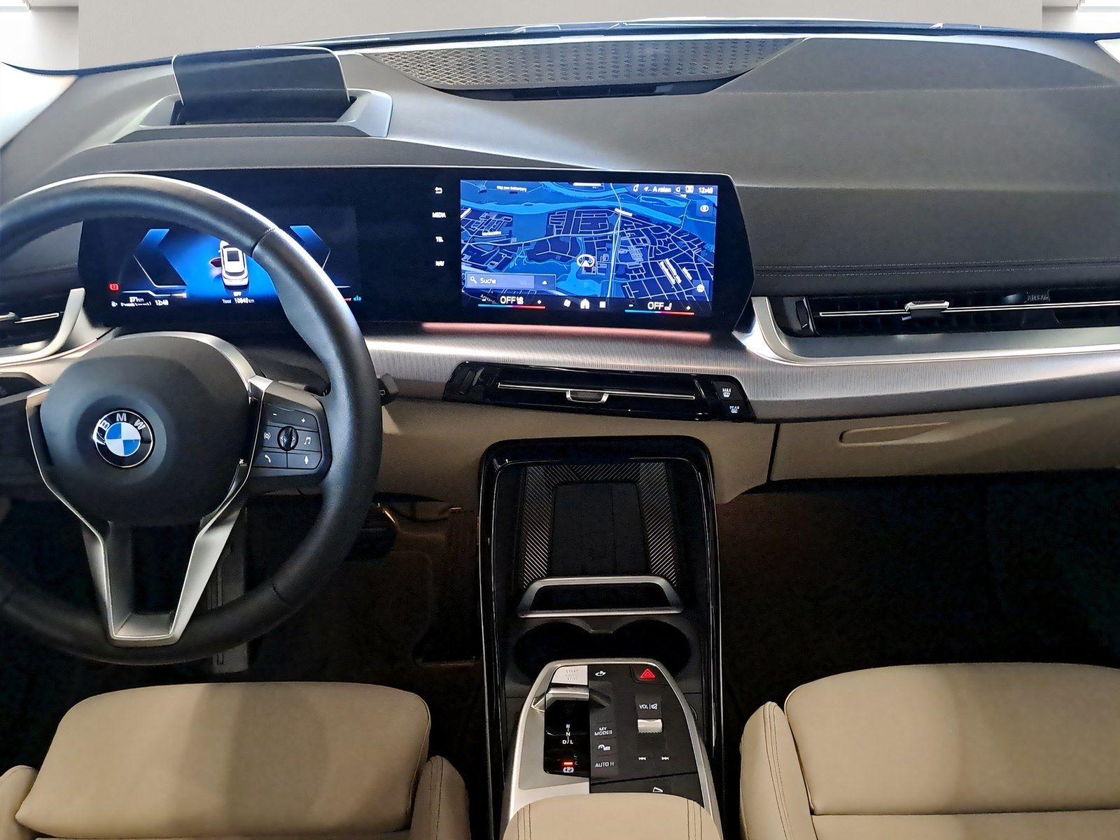 BMW 223 Active Tourer - Bild 18