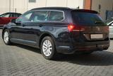 Volkswagen Passat Variant 1.5 TSI DSG Business LED Navi AHK - Volkswagen mit Benzin-Antrieb: mit Navigationssystem, Kombi