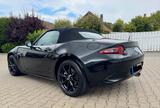 Mazda MX-5 2.0 SKYACTIV-G 184 Signature - Mazda MX-5: Schwarz