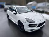 Porsche Cayenne GTS,RearDVD,Luft,StHZ,Pano,AHK,ACC,76TKM - Porsche Gebrauchtwagen in Siegen