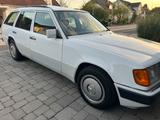 Mercedes-Benz Mercedes 200TE W124 Oldtimer Automatik seh... - Mercedes-Benz 200: Te
