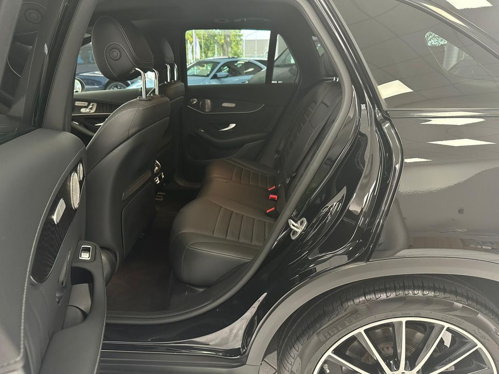 Mercedes-Benz GLC 400 d 4M*AMG*AIRM*PANO*BURM*DISTR*STHZG*360°