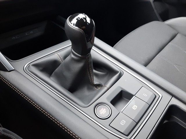 Fahrzeugabbildung Cupra Leon 1.5 TSI Kamera AppConnect ACC 18" LED