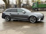 Audi RS6 Quattro Performance 605 PS PANORAMA  - Audi RS6: Kombi