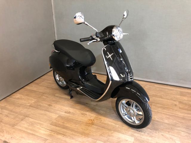 Vespa Primavera Elettrica- WEIHNACHTSAKTION