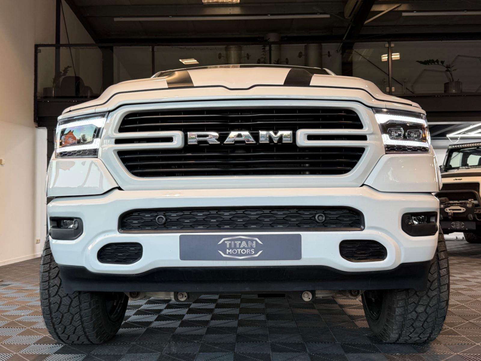 Dodge RAM 1500 5.7 LARAMIE- SPORT/6-ZOLL/CREW/MY23/