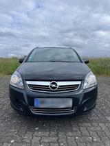 Opel OPEL Zafira 1,8 Liter 140PS Anhängerkupplung - Opel Zafira Gebrauchtwagen in Kassel