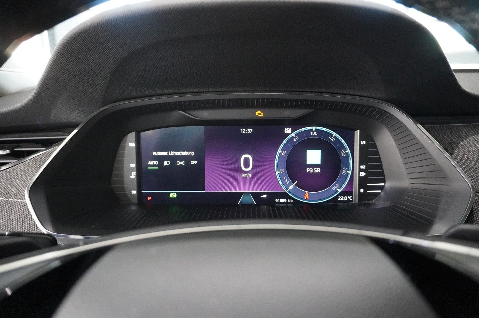 Fahrzeugabbildung SKODA Octavia 2.0D SCOUT 4X4 DSG NAVI/LED/KAMERA/AHK