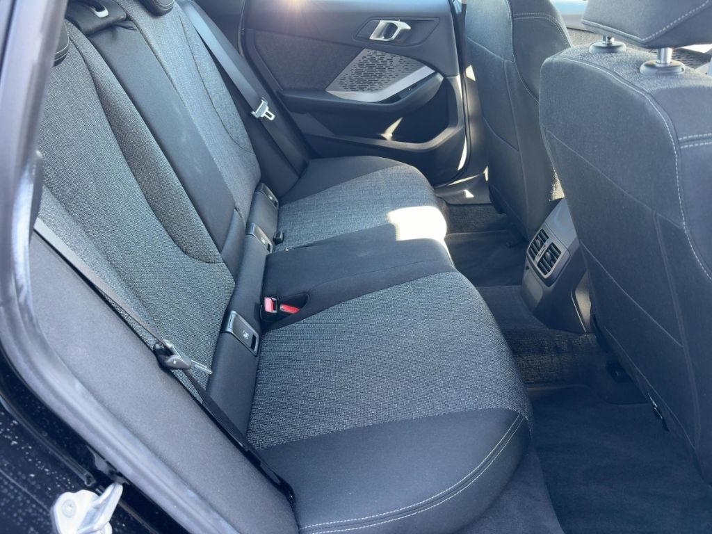 BMW 216 - Bild 7