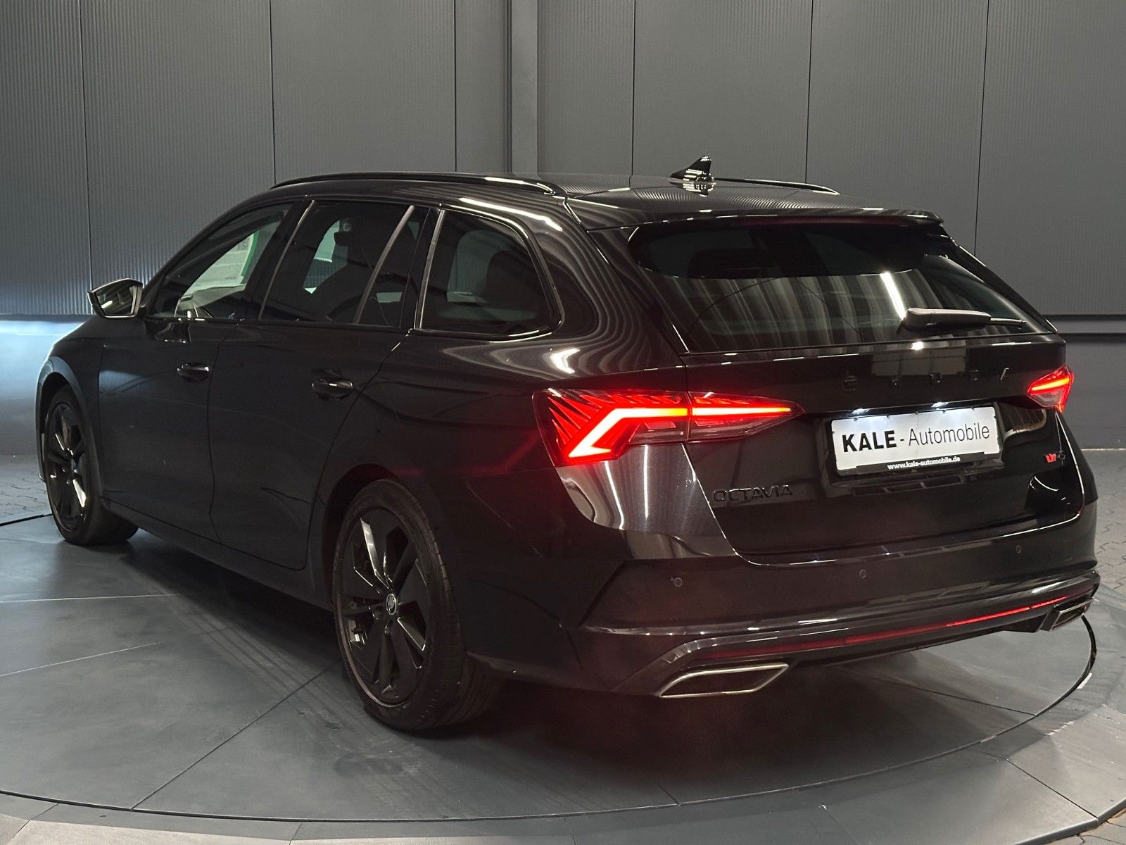 Skoda Octavia Combi RS HeadUp AHK Business el.Klappe foto 3