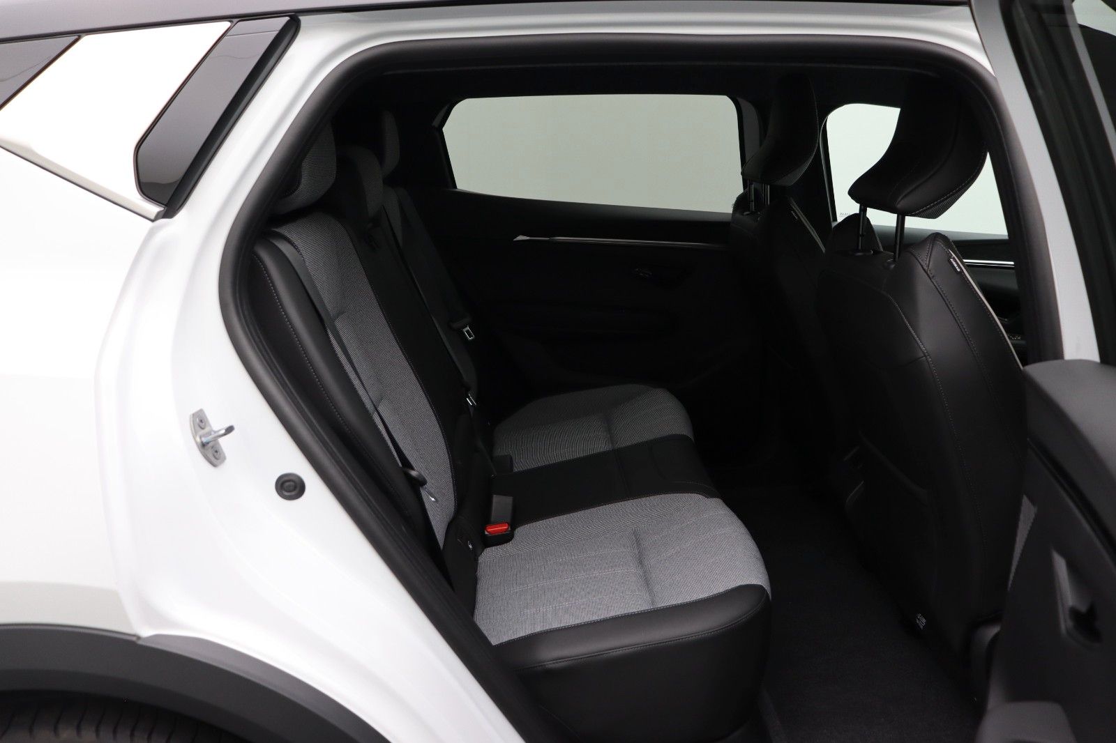 Fahrzeugabbildung Mitsubishi Eclipse Cross Diamant Top