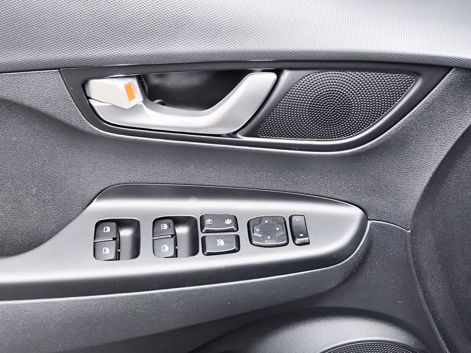 Fahrzeugabbildung Hyundai Kona Elektro Edition 30 LED+NAVI+SHZ+KAMER+KRELL