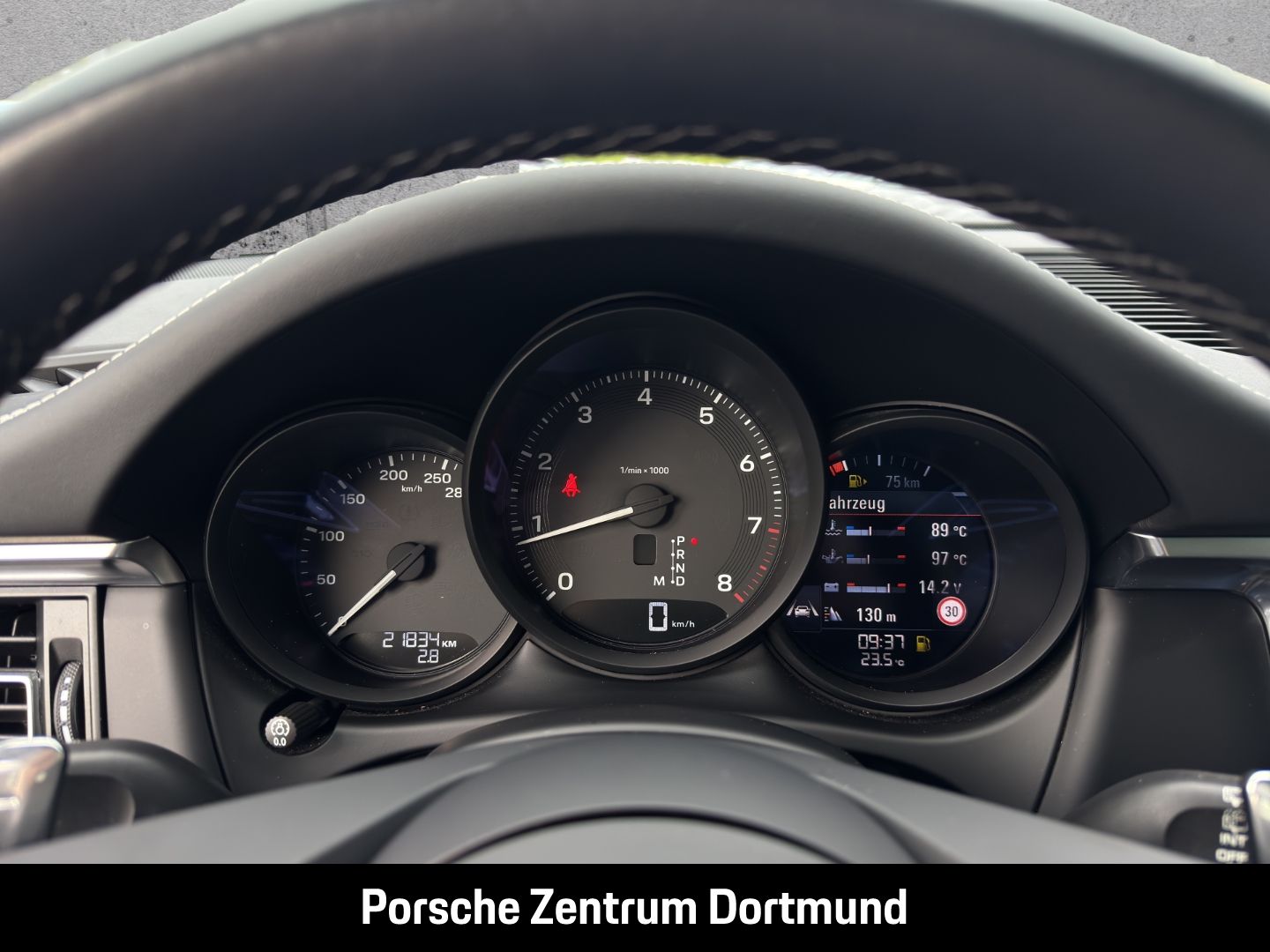 Porsche Macan BOSE Panorama Abstandstempostat 21-Zoll foto 16