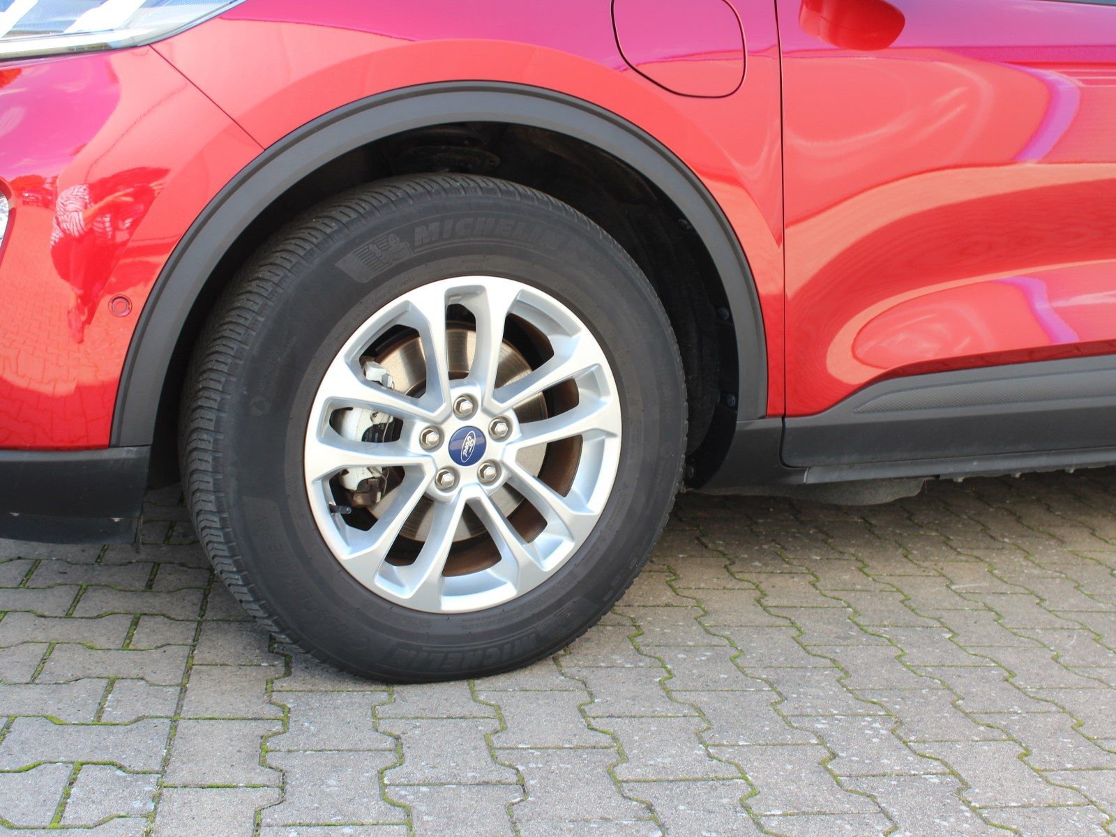 Fahrzeugabbildung Ford Kuga Plug-In Hybrid Titanium X 2,5 Duratec