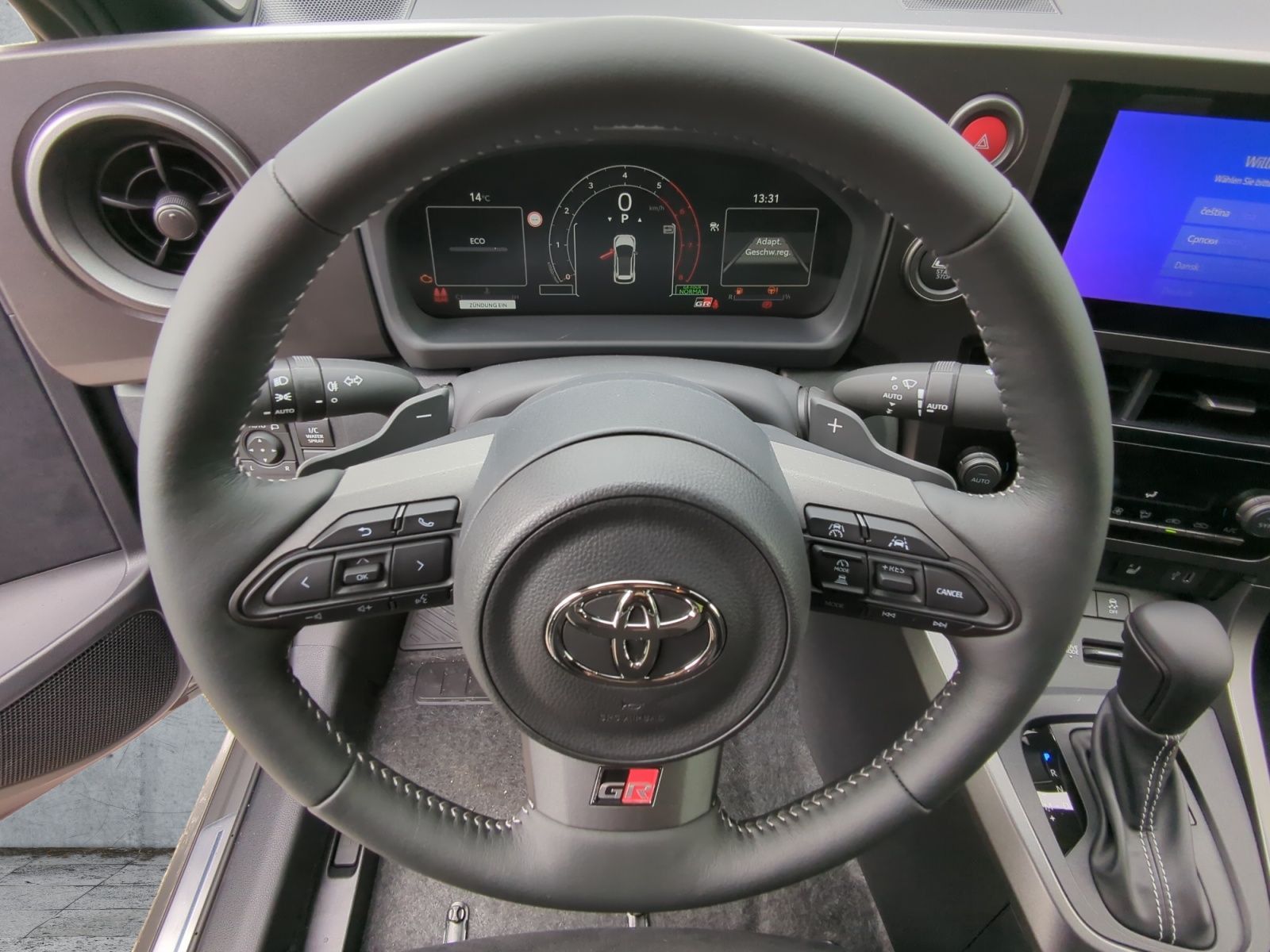Toyota Yaris - Bild 10