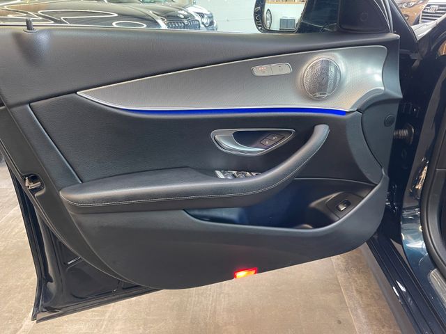 Mercedes-Benz E 350d *LED*KAMERA*NAVI*PDC*BURMESTER*CARPLAY*