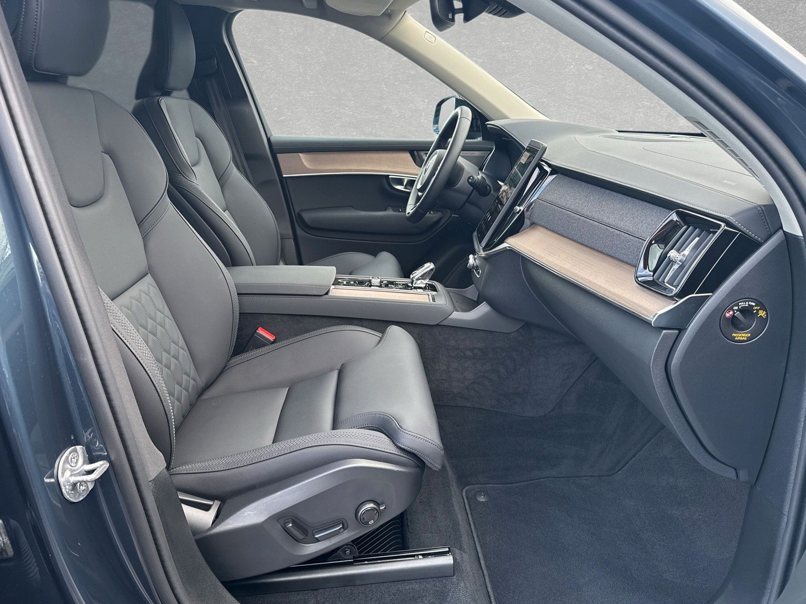 Volvo XC90 T8 AWD Plus Dark 7-Sitzer ACC BLIS SD foto 4