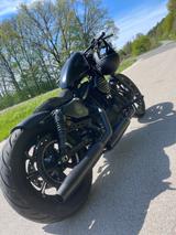 Harley-Davidson Sportster 883 Iron - HARLEY-DAVIDSON 883 SPORTSTER