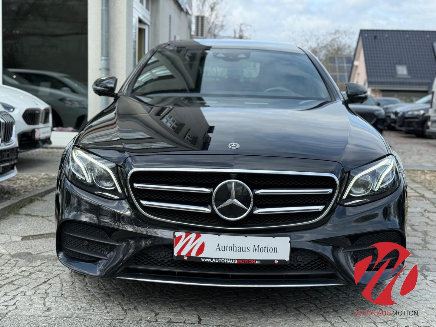 Mercedes-Benz E 300 Sportstyle Edition ACC PANO PARKLENK 360° 