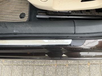Audi A6 - 12